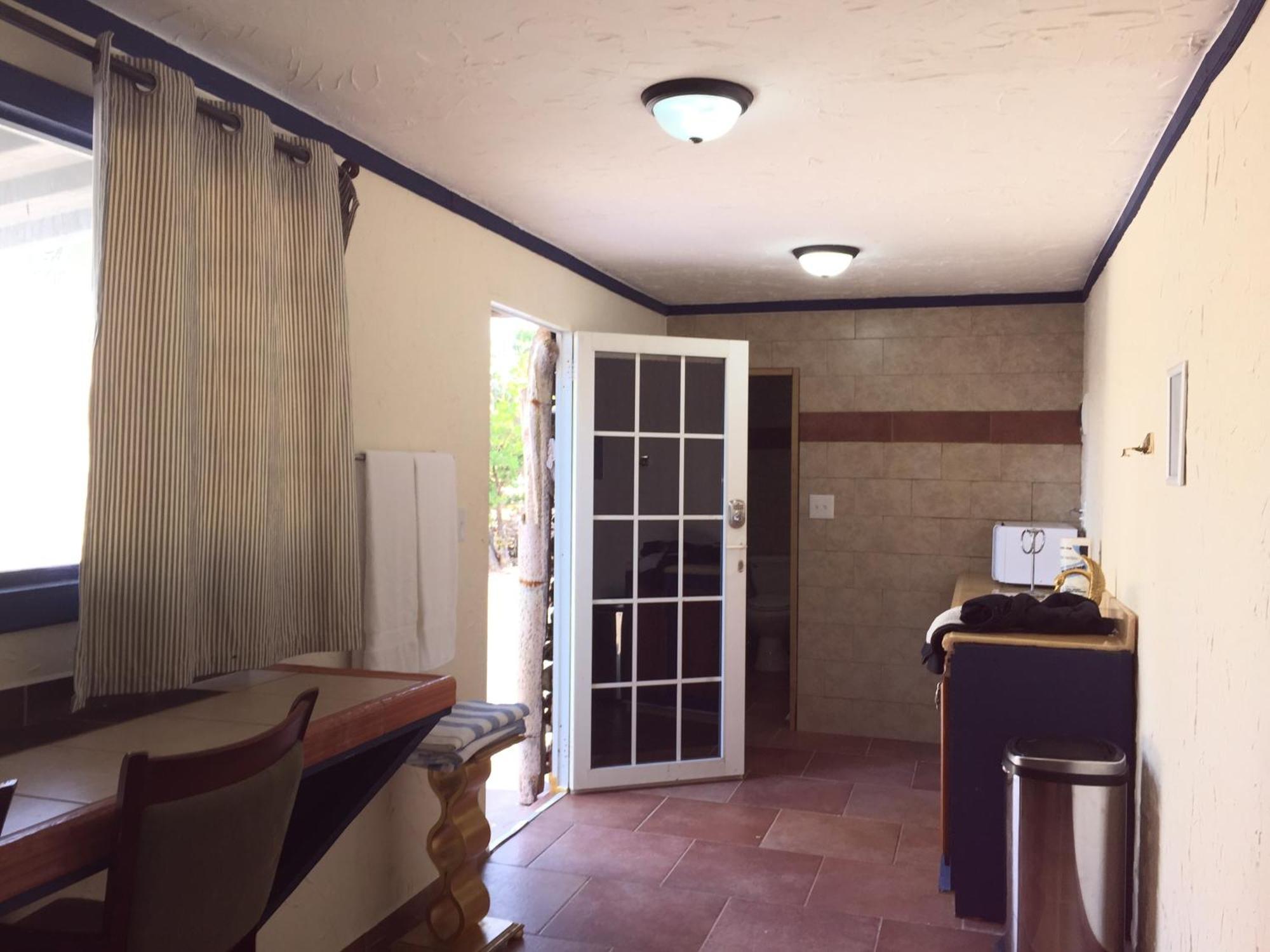 Hotel Driftwood Gardens Savaneta Exterior foto