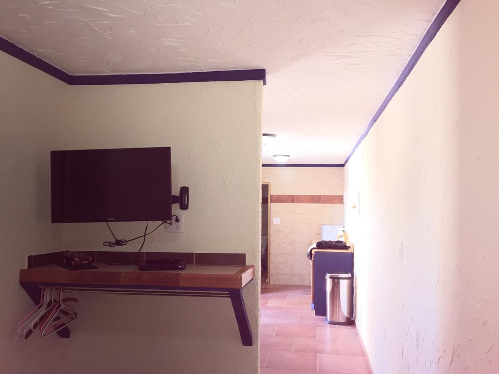 Hotel Driftwood Gardens Savaneta Exterior foto